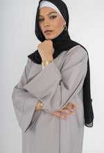 Charger l&#39;image dans la galerie, Abaya en soie Médina à manches kimono
