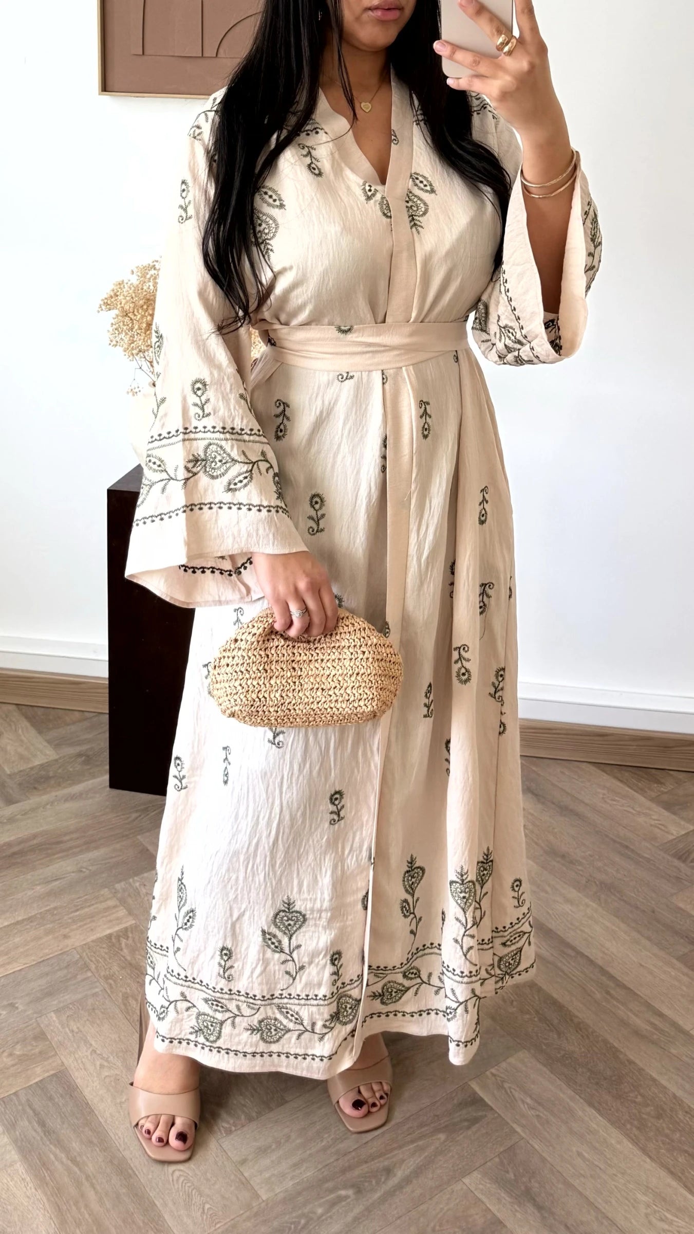 Orientalisches Stickkleid Sina