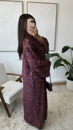 Lade das Bild in den Galerie-Viewer, Noor Kleid aus 40% Viskose
