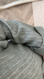 Charger l&#39;image dans la galerie, Robe à boutons dorés Emira en 60% viscose
