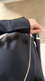 Lade das Bild in den Galerie-Viewer, Yasmina Abaya
