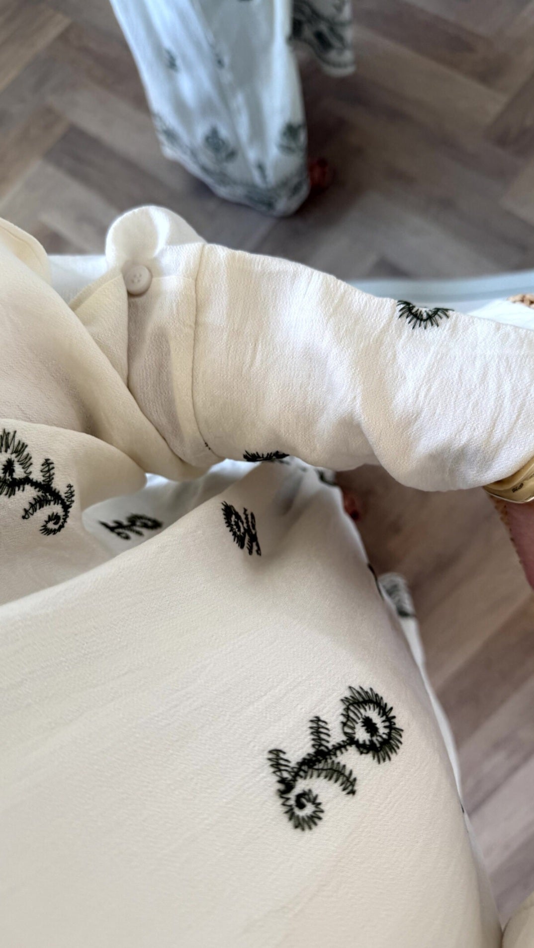 Elmira Kleid mit Stickerei