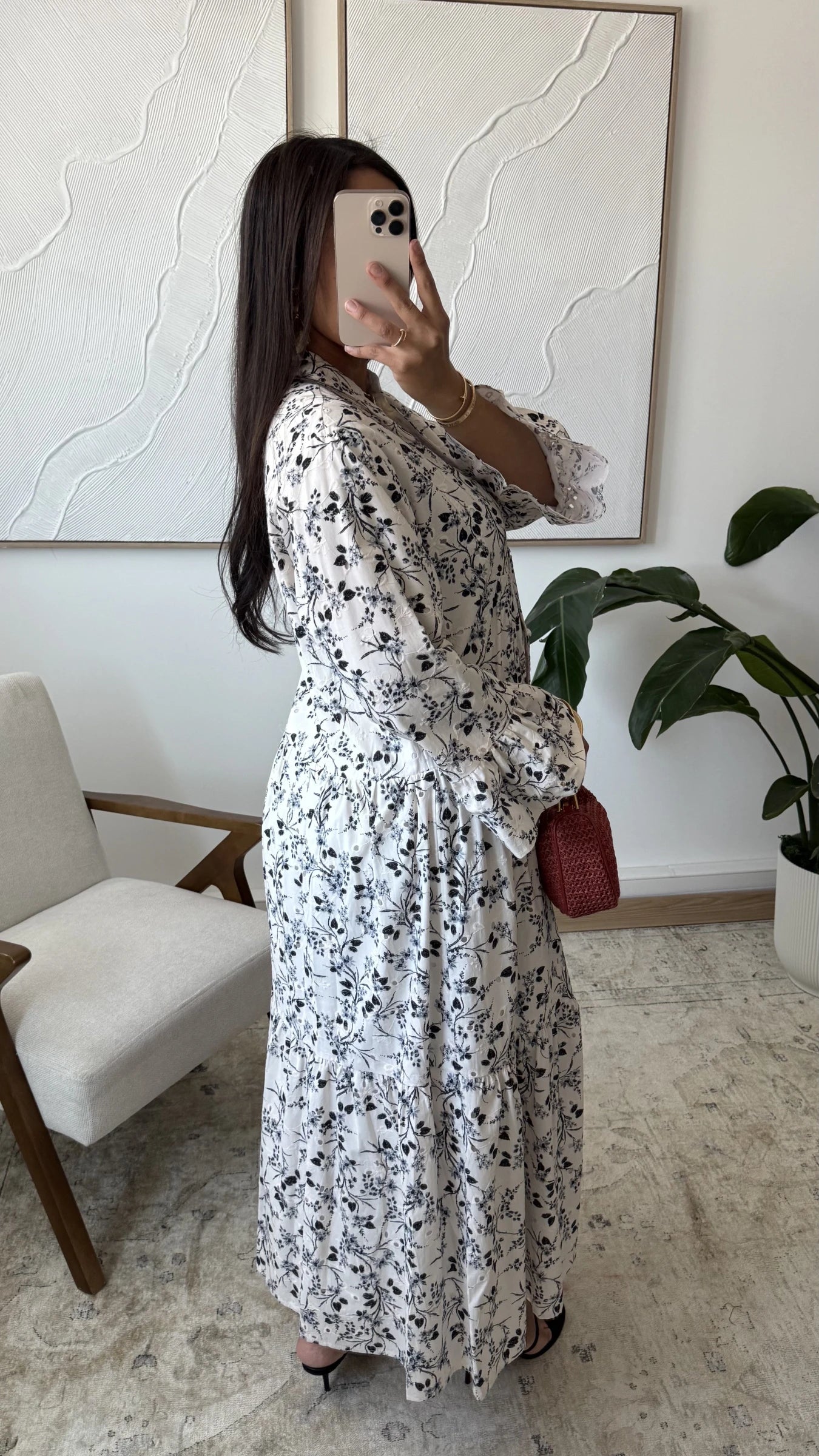 🌷NEU🌷JETZT BESTELLBAR/Aliya Kleid mit Blümchenstickerei aus Baumwolle