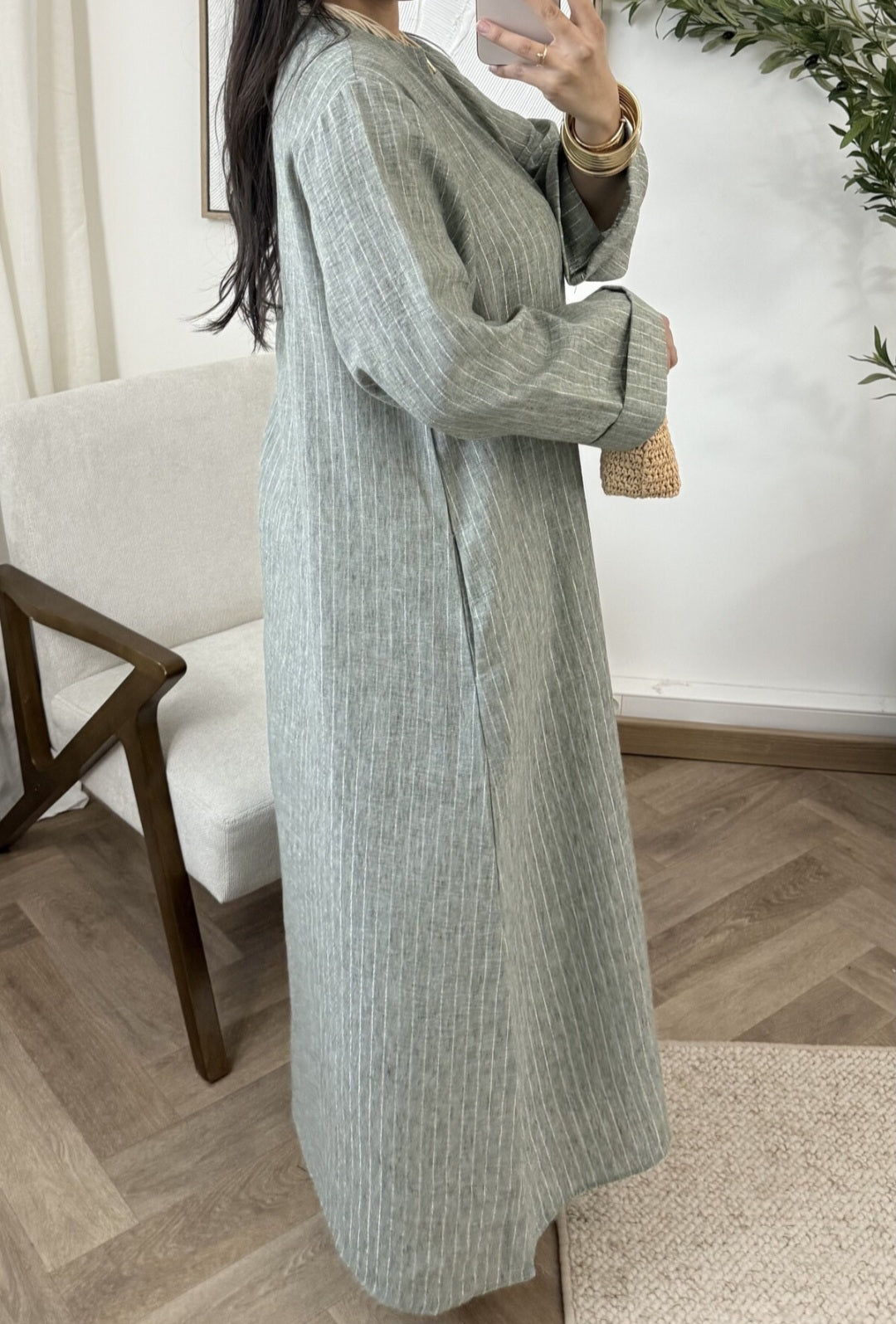 Robe à boutons dorés Emira en 60% viscose
