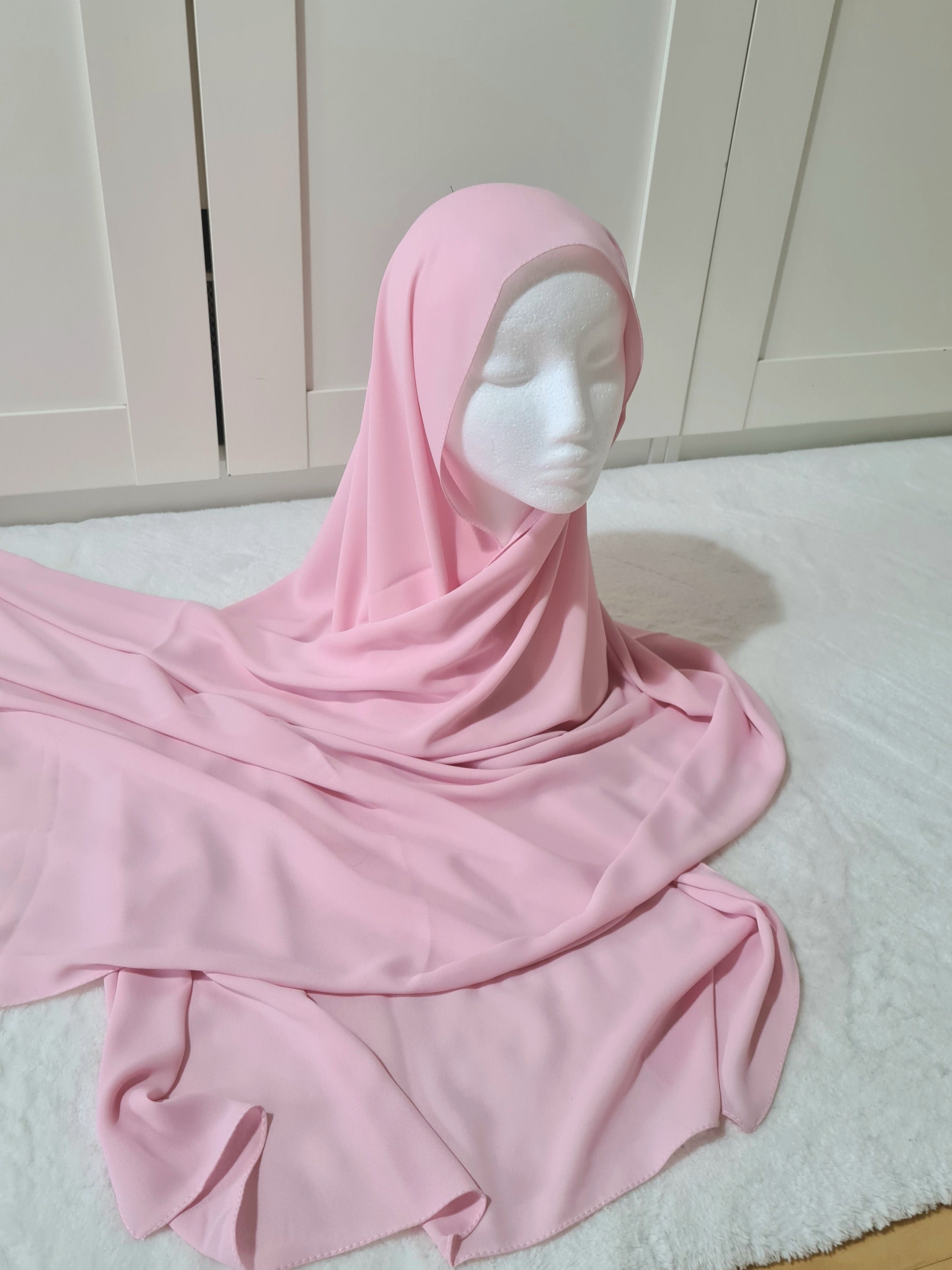 Foulard luxe en crêpe nuances de rose