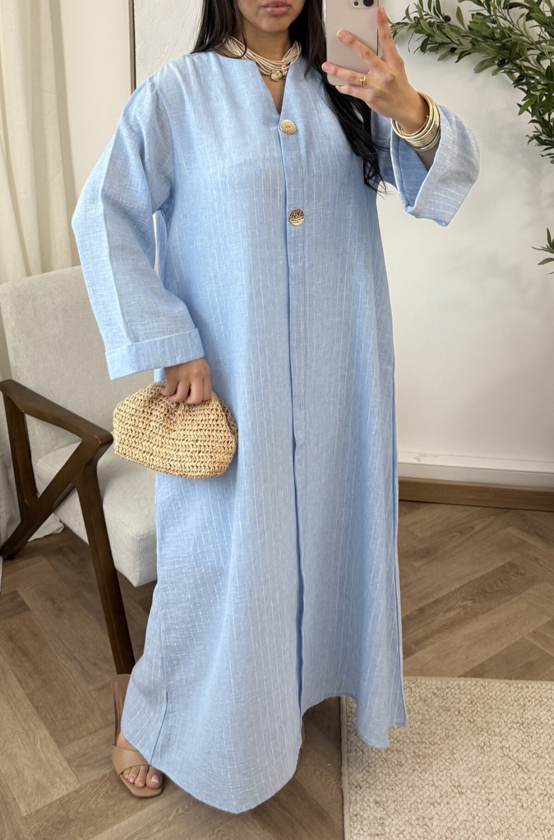 Robe à boutons dorés Emira en 60% viscose