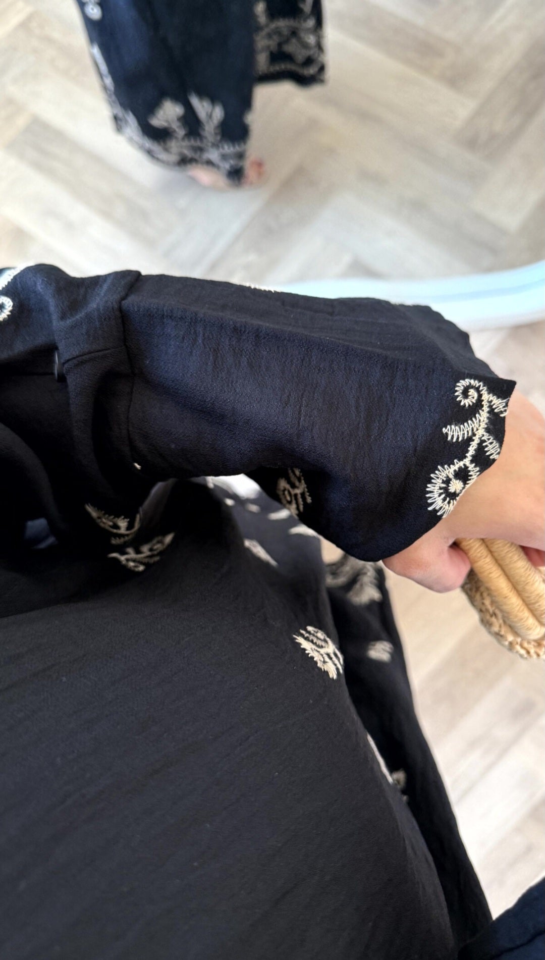 Elmira Kleid mit Stickerei