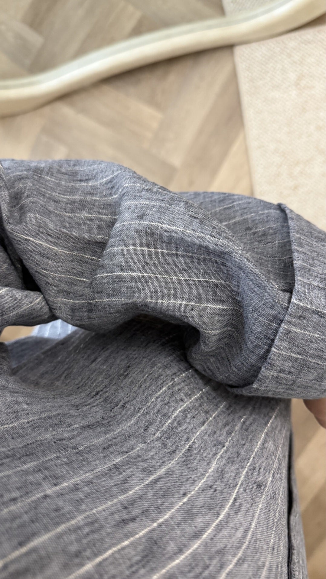 Robe à boutons dorés Emira en 60% viscose