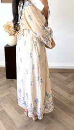 Lade das Bild in den Galerie-Viewer, Orientalisches Stickkleid Sina

